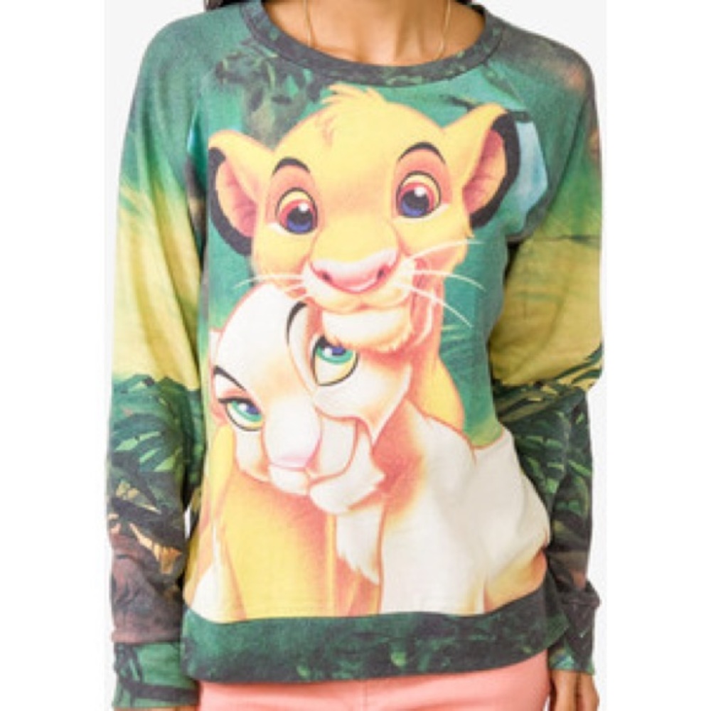 Adorable Nostalgic Lion King graphic sweatshirt